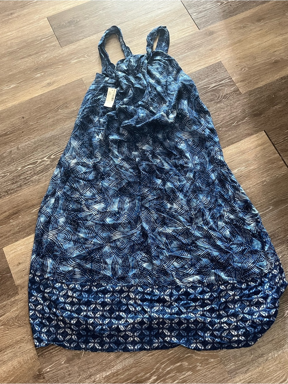NWT Reitmans Blue Batik Print Halter Neck Midi Dress Large - Picture 3 of 9